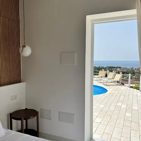 Bed and breakfast Infinity Castellabate Di Charme 4*